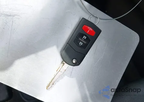 2010 Mazda Mazda3 S Sport z USA, uszkodzony, nr VIN JM1BL1H52A1295149